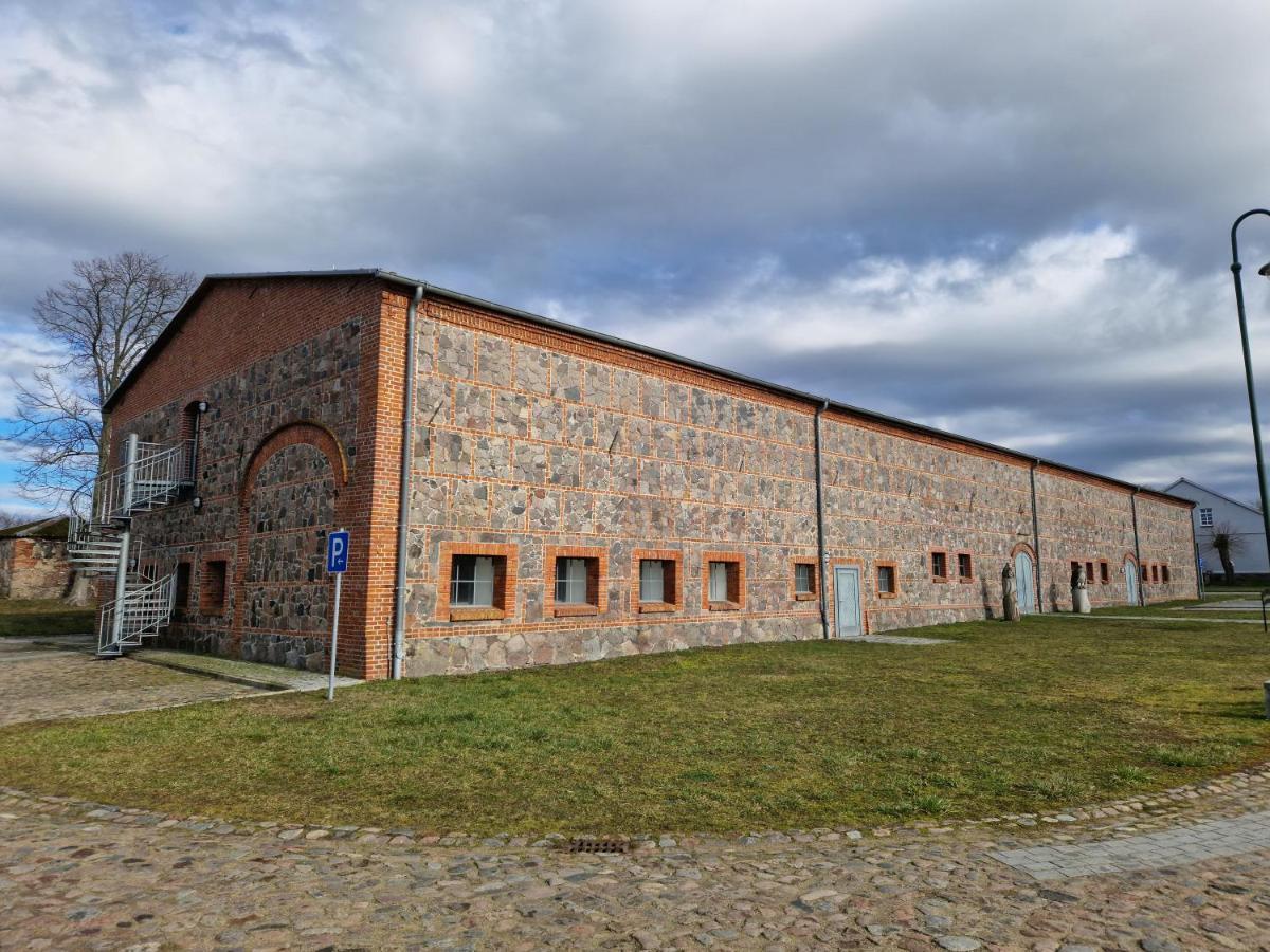 Schloss Rothenklempenow Otel Dış mekan fotoğraf